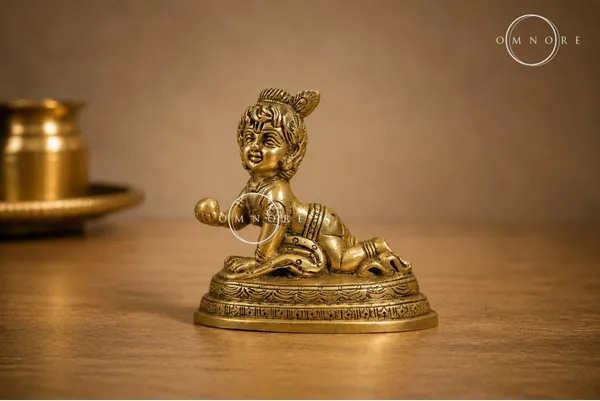 Bal_Krishna_with_Laddu__(Premium)