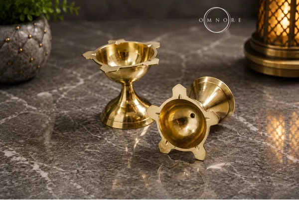 Gold_Tone_Traditional_Lotus_Design_Diya_Set