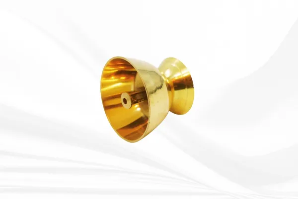 Brass_Traditional_Pooja_Diya_Lamp