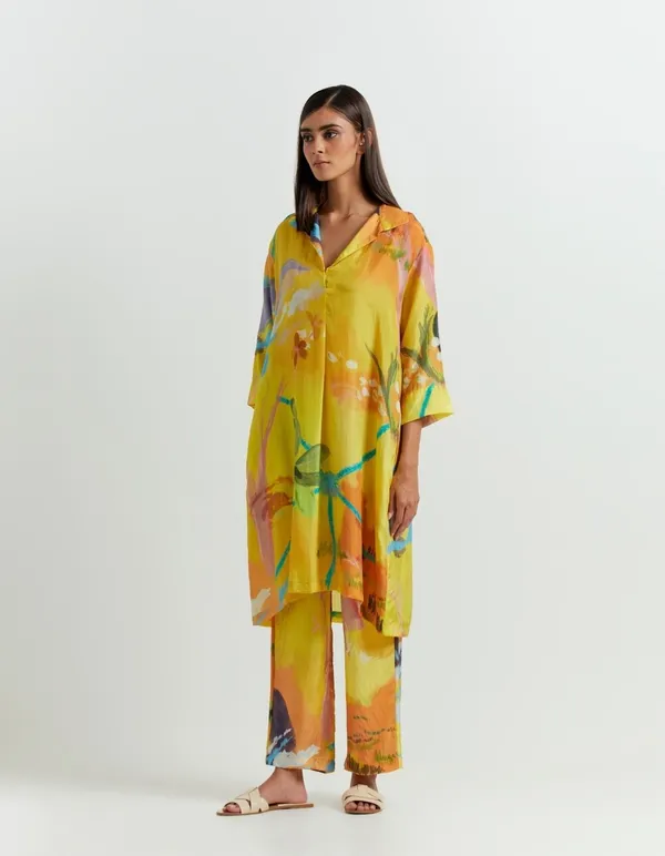 Yellow_Chinnon_Oversized_Abstract_Print_Kurta_Set_For_Women