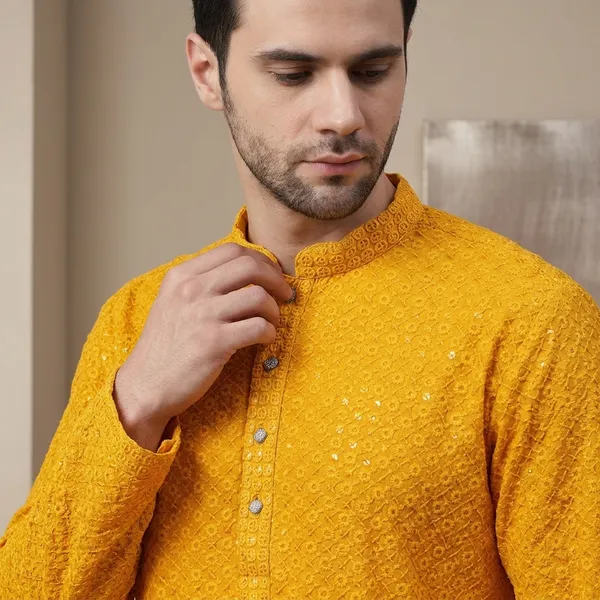 Yellow_Embroidered_Kurta_For_Men