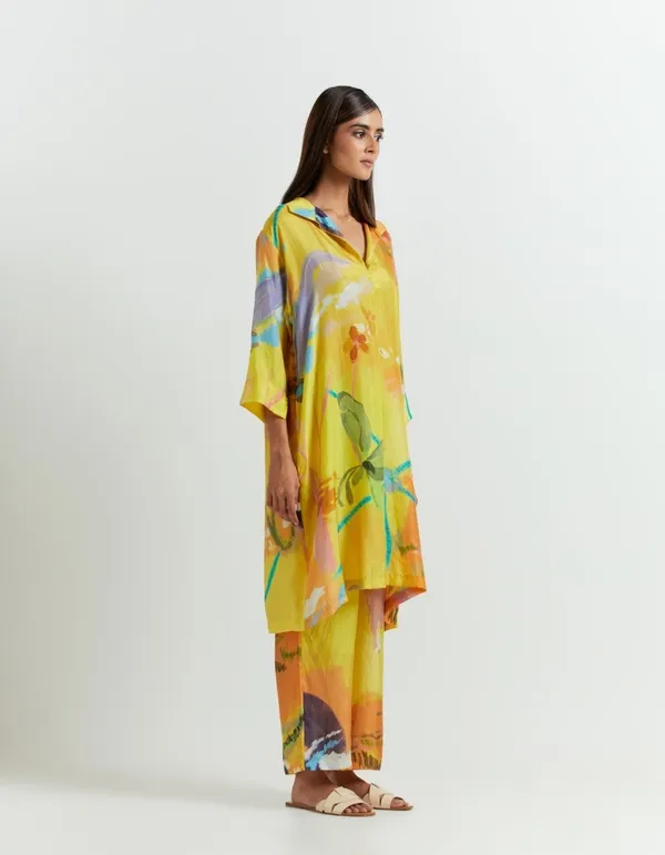 Yellow_Chinnon_Oversized_Abstract_Print_Kurta_Set_For_Women