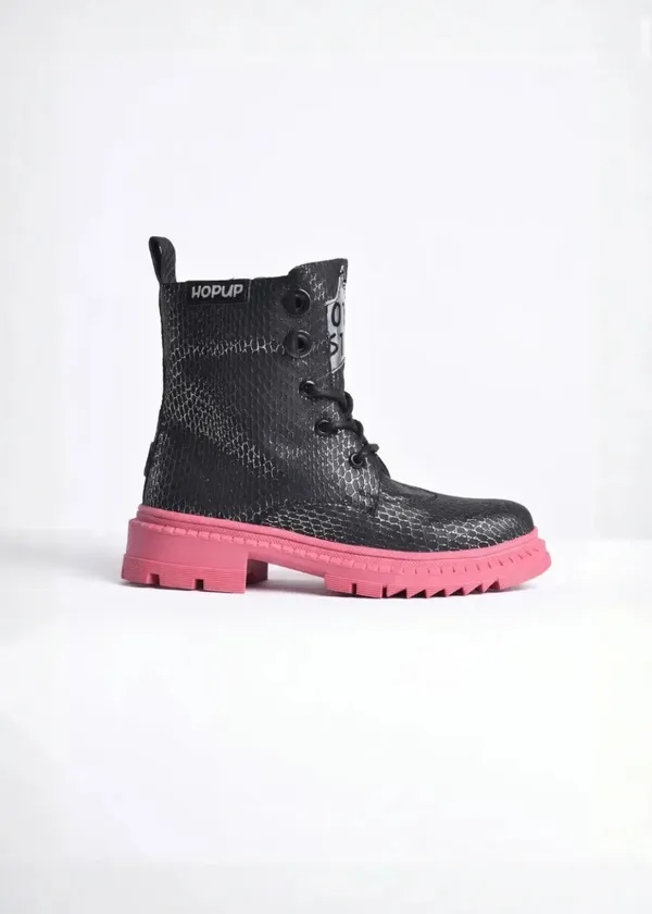 Rock_Star_Black_Silver_Grid_Boots