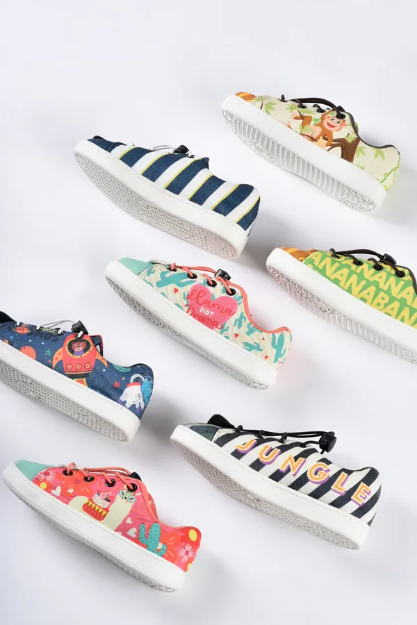 Kids_Space_Sneakers