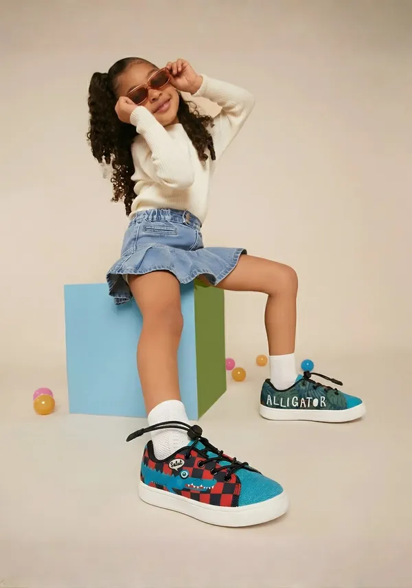 Kids_Alligator_Sneakers