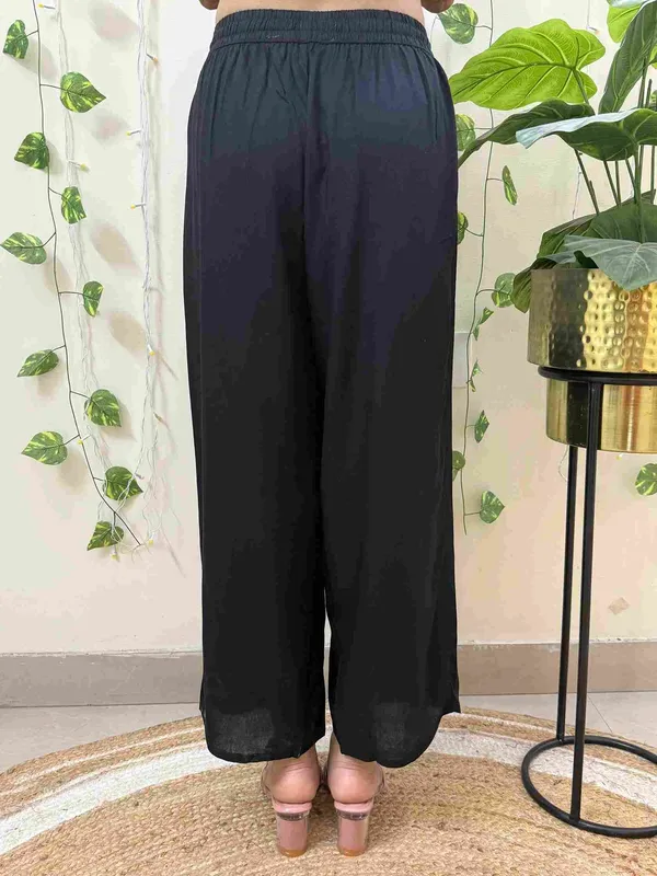 Black_Cotton_Plain_Straight_Trouser_For_Women
