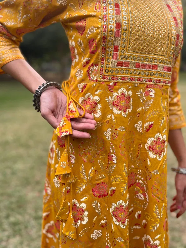 Mustard_Cotton_Printed_Anarkali_Dress_With_Sequin_Thread_Work_For_Women