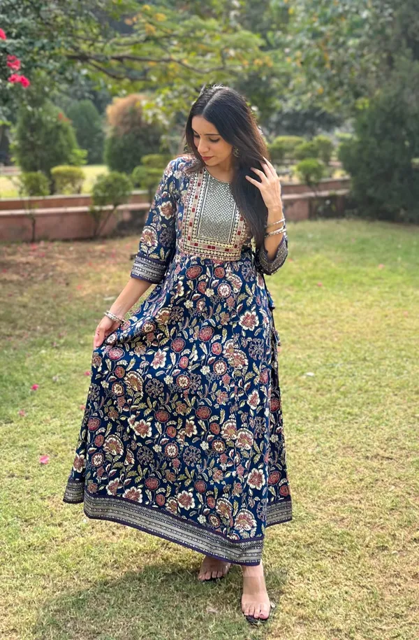 Blue_Cotton_Flared_Anarkali_Dress_With_Thread_Sequin_Work_For_Women
