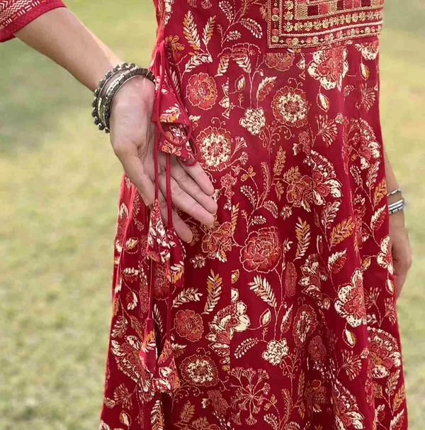 Pink_Cotton_Printed_Anarkali_Dress_With_Sequin_Thread_Work_For_Women