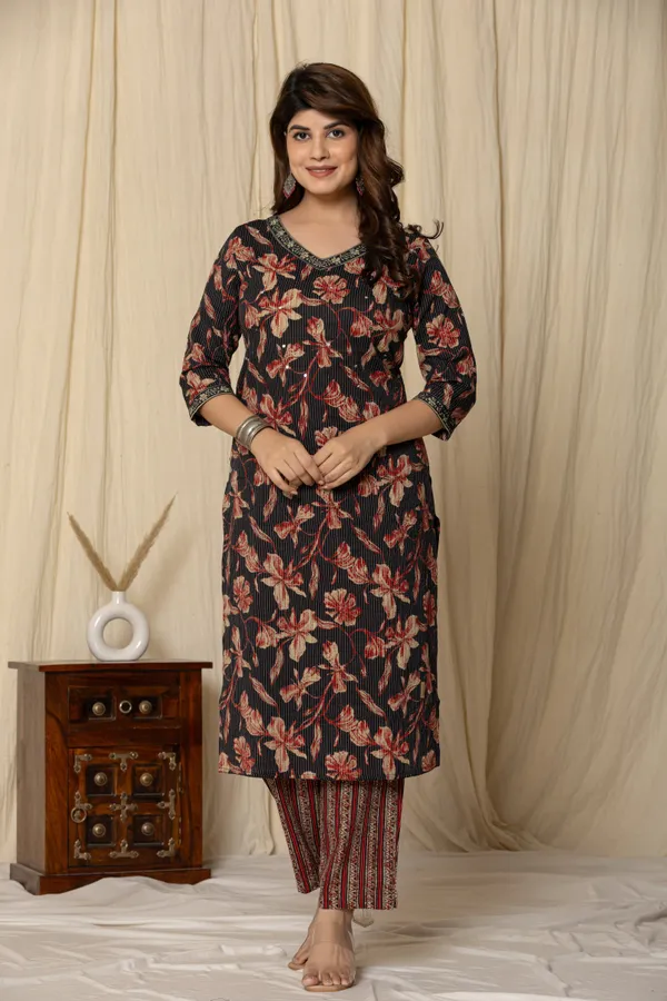 Black_Cotton_Floral_Printed_Kurta_Set_For_Women