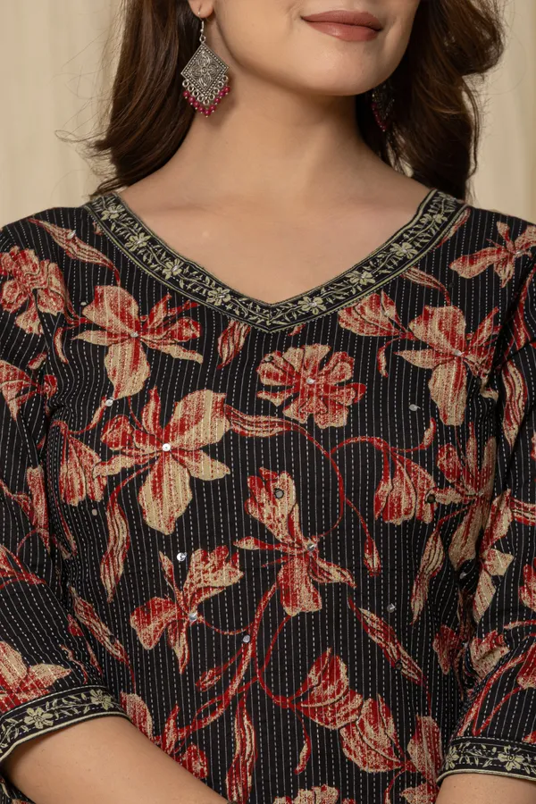 Black_Cotton_Floral_Printed_Kurta_Set_For_Women