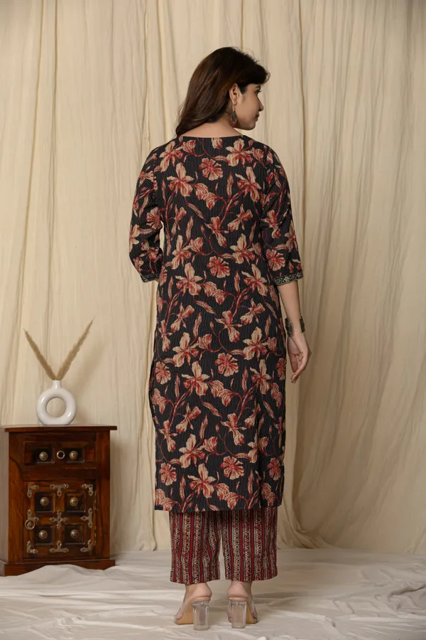 Black_Cotton_Floral_Printed_Kurta_Set_For_Women