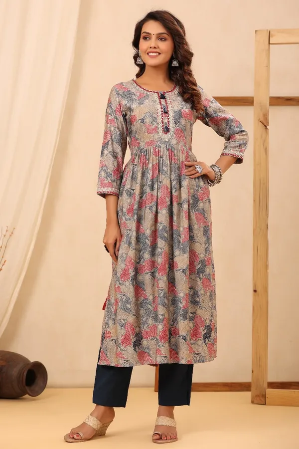 Grey_Muslin_Floral_Printed_Straight_Kurta_Set_With_Pants_For_Women