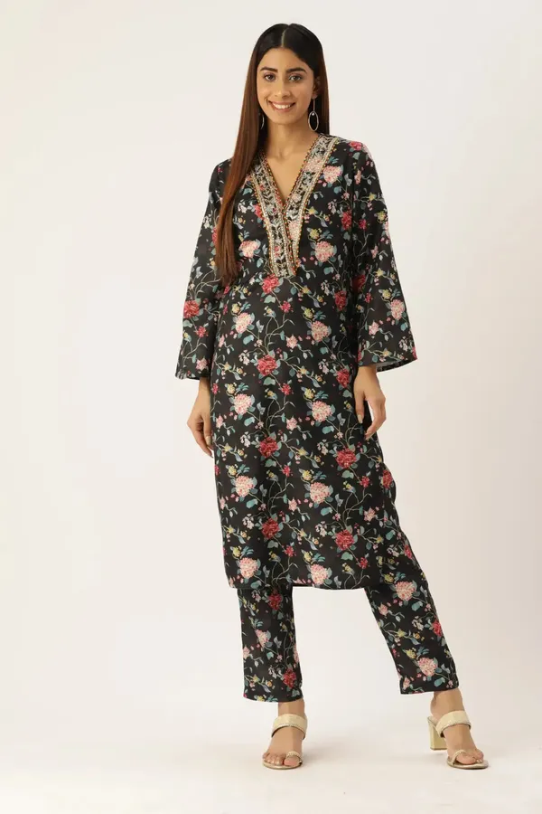 Black_Cotton_Floral_Printed_Kurta_Pant_Set_For_Women