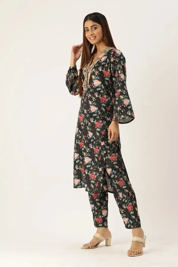 Black_Cotton_Floral_Printed_Kurta_Pant_Set_For_Women
