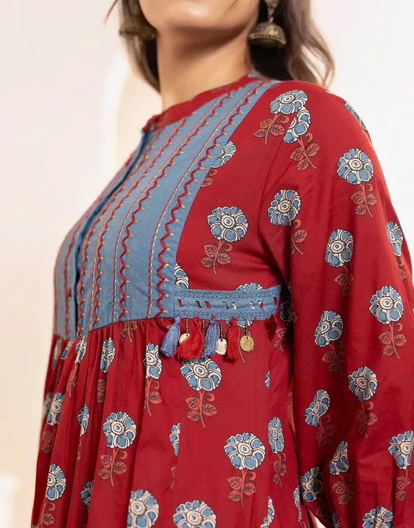 Red_Cotton_Fabric_Ethnic_Kurta_With_Pockets_And_Pants_For_Women