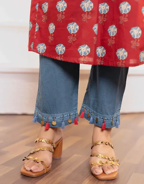 Red_Cotton_Fabric_Ethnic_Kurta_With_Pockets_And_Pants_For_Women