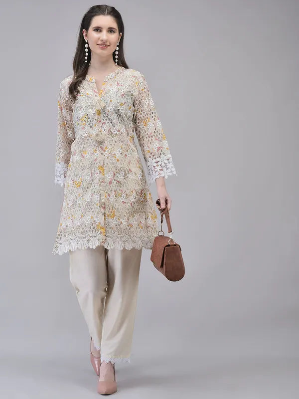 Cream_Cotton_Mulmul_Thread_Embroidered_Co_Ord_Set_For_Women