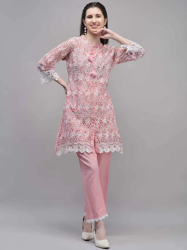 Pink_Cotton_Mulmul_Thread_Embroidered_Ethnic_Co_Ord_Set_For_Women
