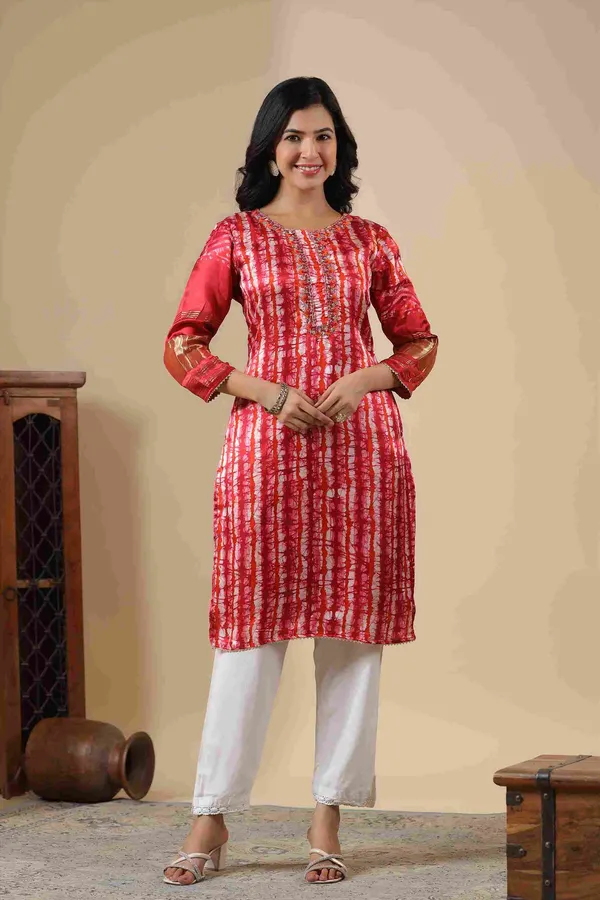 Red_Gaji_Silk_Straight_Printed_Kurta_For_Women