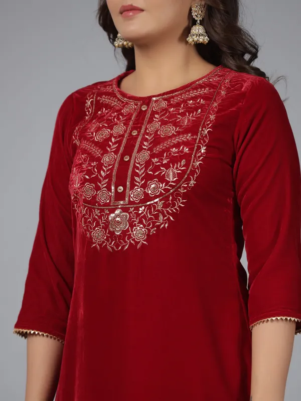 Maroon_Velvet_Embroidered_Straight_Kurta_Pant_Set_For_Women
