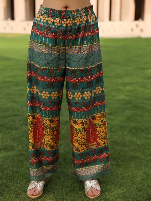 Green_Viscose_Printed_Straight_Kurta_Sharara_Set_For_Women