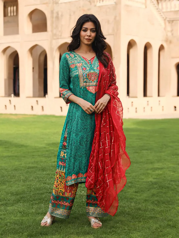 Green_Viscose_Printed_Straight_Kurta_Sharara_Set_For_Women