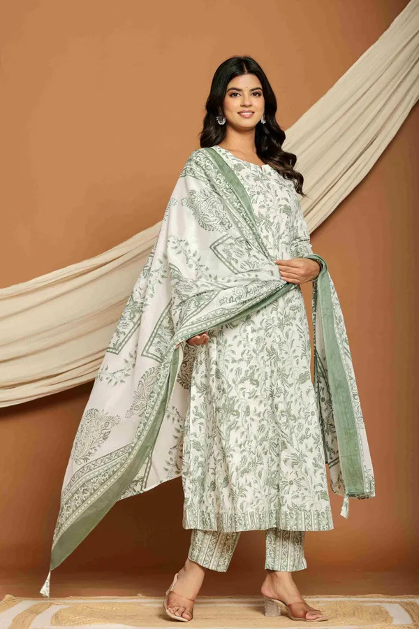Green_Cotton_Flared_Ethnic_Printed_Suit_Set_For_Women