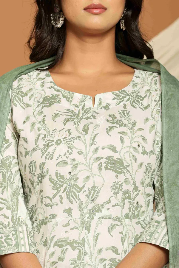 Green_Cotton_Flared_Ethnic_Printed_Suit_Set_For_Women