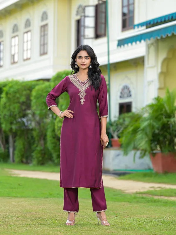 Wine_Viscose_Zari_Embroidered_Straight_Kurta_Suit_Set_For_Women