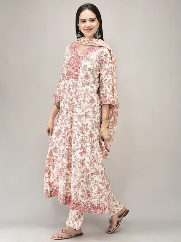 Pink_Rayon_Printed_Flared_Kurta_Suit_Set_For_Women