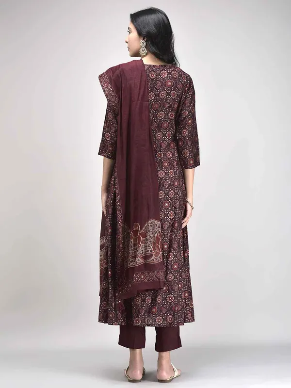 Maroon_Modal_Flared_Printed_Suit_Set_For_Women