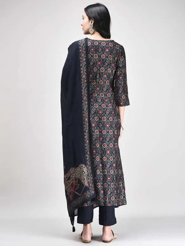 Dark_Blue_Modal_Flared_Printed_Suit_Set_For_Women