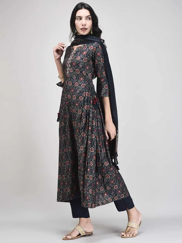 Dark_Blue_Modal_Flared_Printed_Suit_Set_For_Women