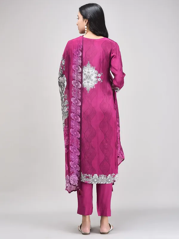 Hot_Pink_Crepe_Printed_Straight_Kurta_Suit_Set_For_Women