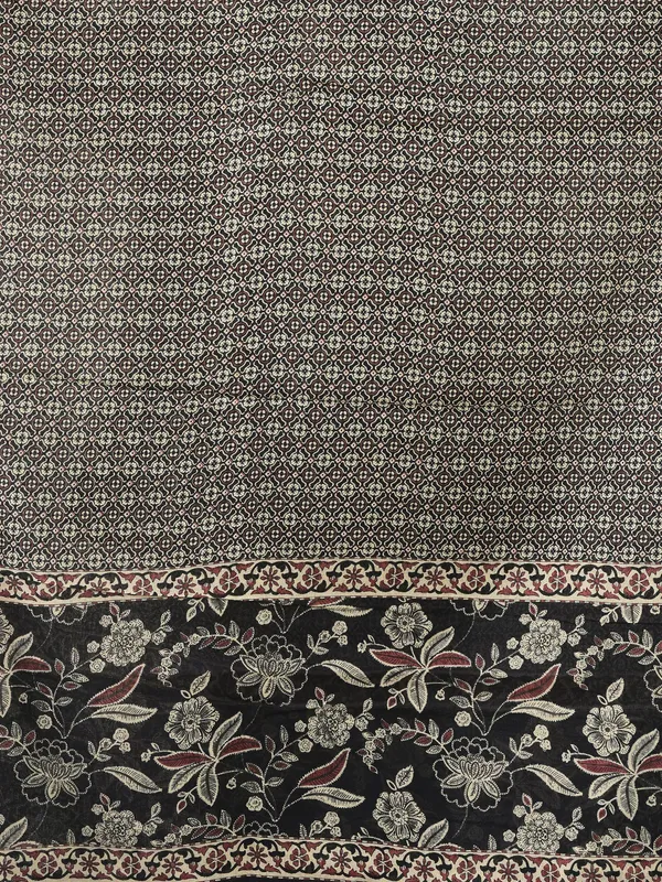 Black_Rayon_Flared_Printed_Suit_Set_For_Women
