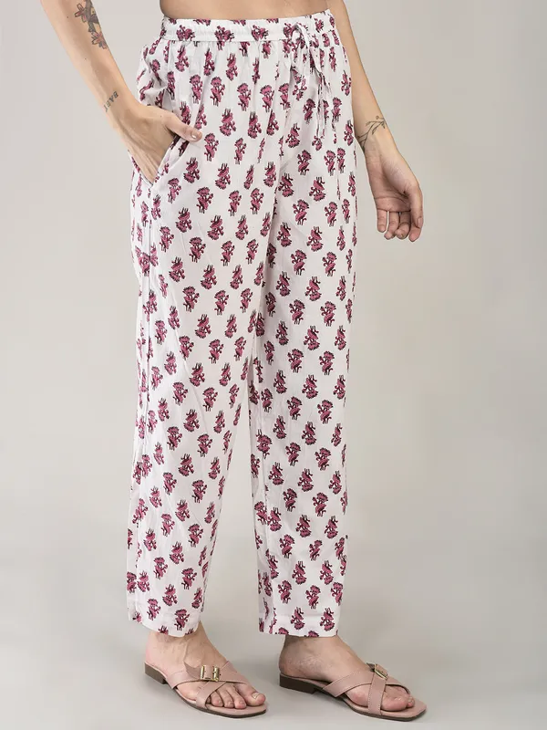 Pink_Cotton_Floral_Printed_Flared_Suit_Set_For_Women