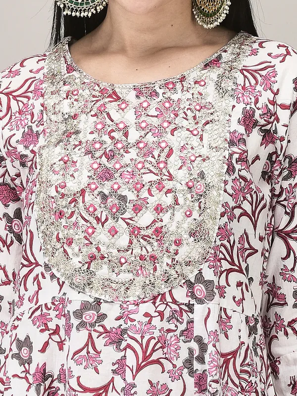 Pink_Cotton_Floral_Printed_Flared_Suit_Set_For_Women