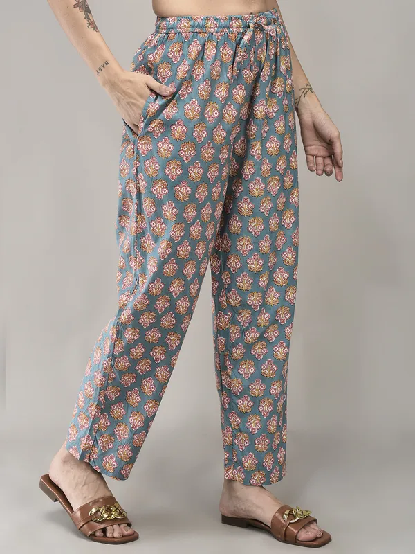 Grey_Pink_Cotton_Printed_Straight_Kurta_Pant_Dupatta_Set_For_Women