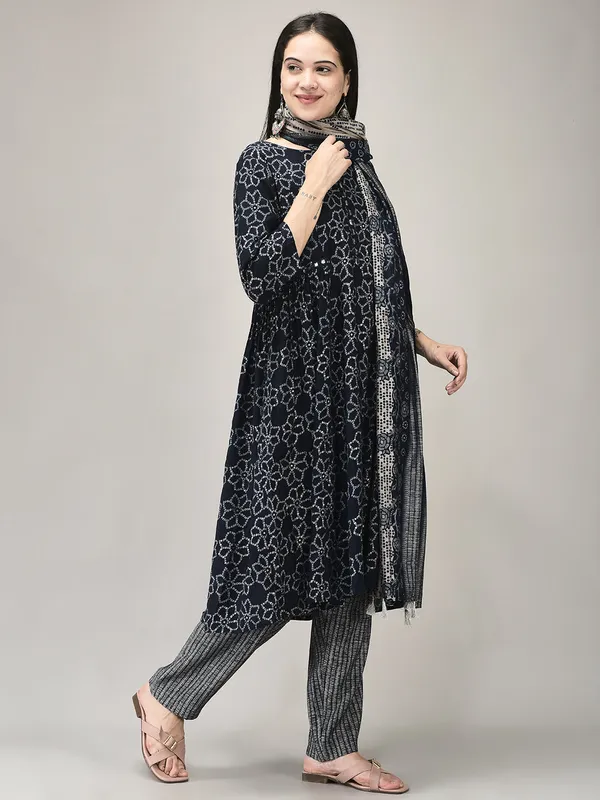 Dark_Blue_Rayon_Straight_Printed_Suit_Set_For_Women