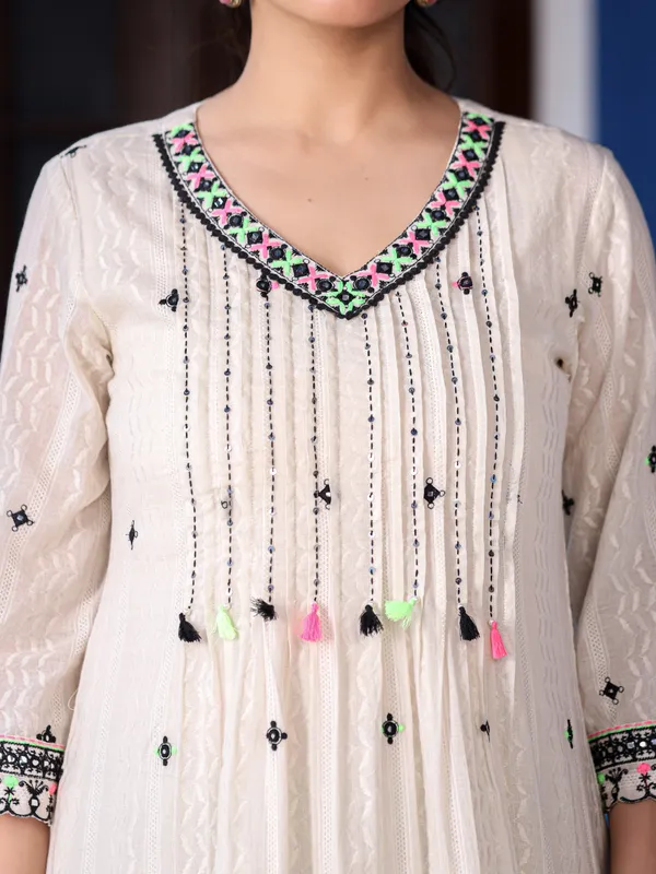 White_Cotton_A_Line_Embroidered_Printed_Suit_Set_For_Women