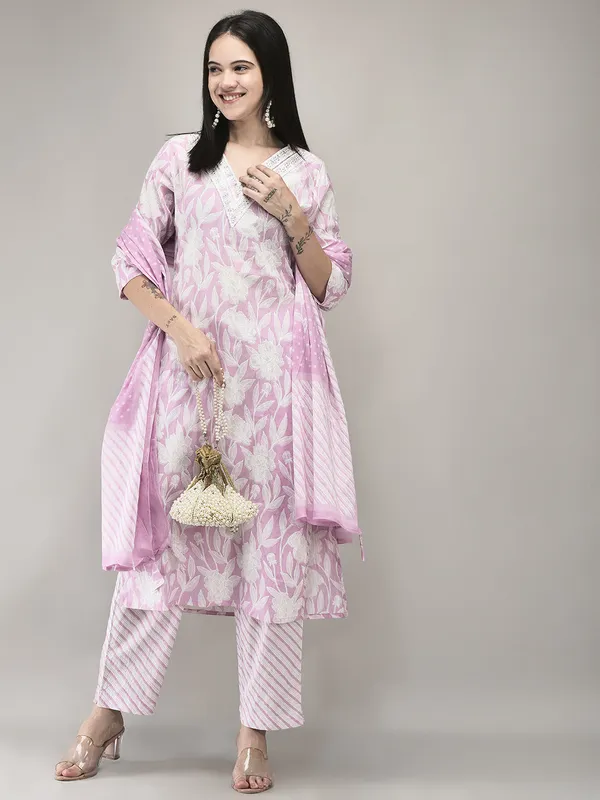 Pink_Cotton_Straight_Printed_Suit_Set_For_Women