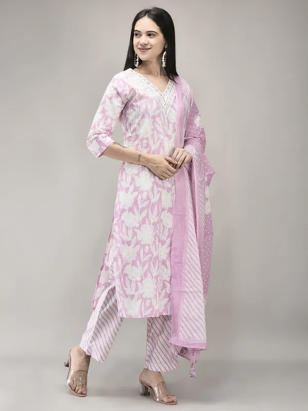 Pink_Cotton_Straight_Printed_Suit_Set_For_Women