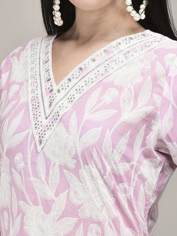 Pink_Cotton_Straight_Printed_Suit_Set_For_Women