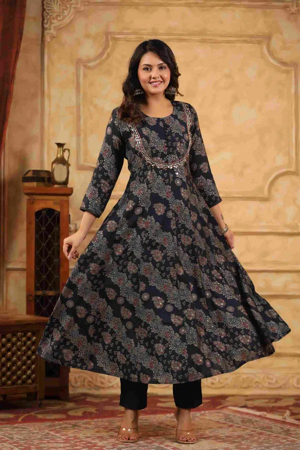 Dark_Blue_Muslin_Floral_Sequin_Embroidered_Straight_Kurta_Suit_Set_For_Women