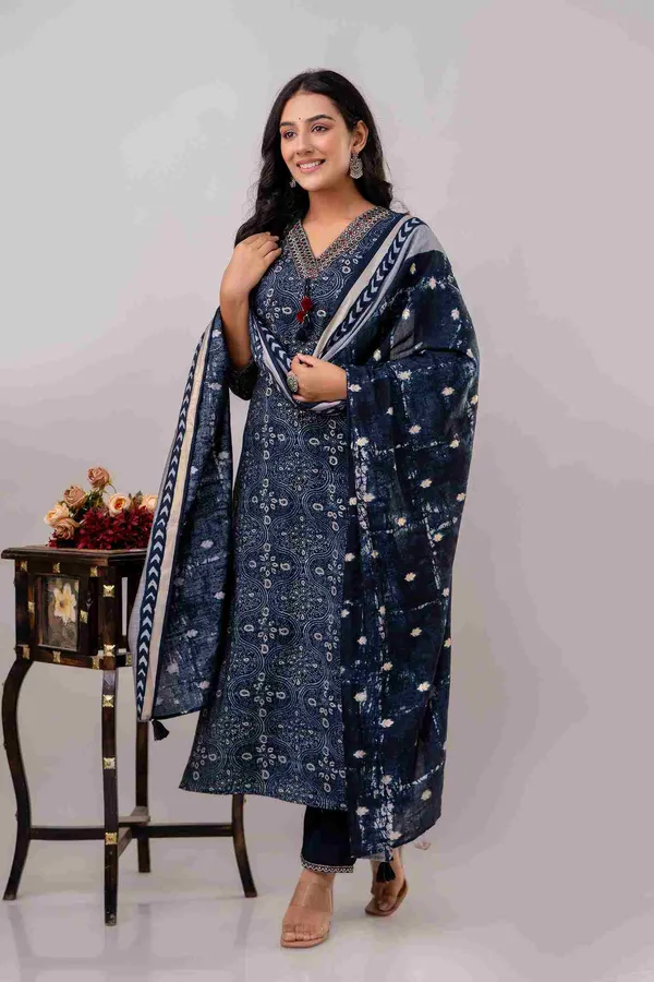Dark_Blue_Muslin_Printed_Straight_Suit_Set_For_Women