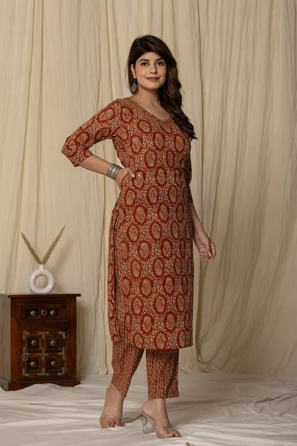 Maroon_Cotton_Printed_Straight_Kurta_Set_With_Pants_For_Women