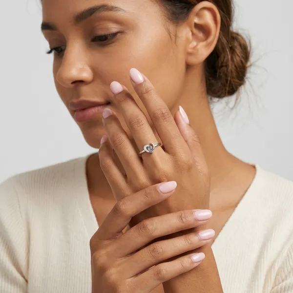 Sterling_Heart_Shaped_Ring_For_Women