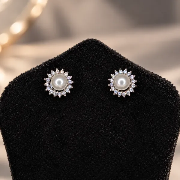 Sterling_Silver_Pearl_Center_Stud_Earrings_For_Women