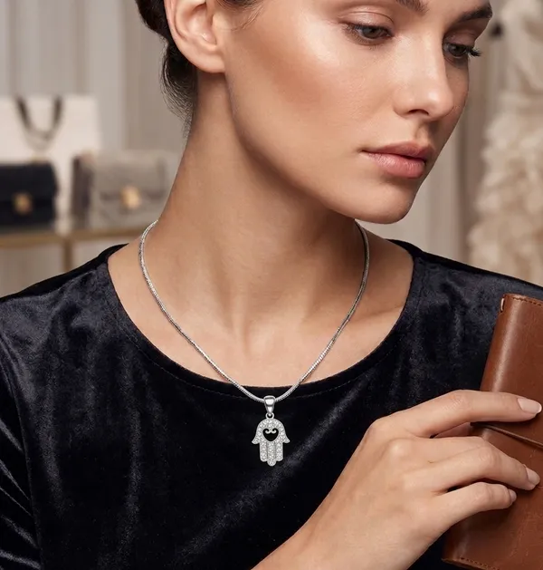 Sterling_Hamsa_Hand_Pendant_For_Women